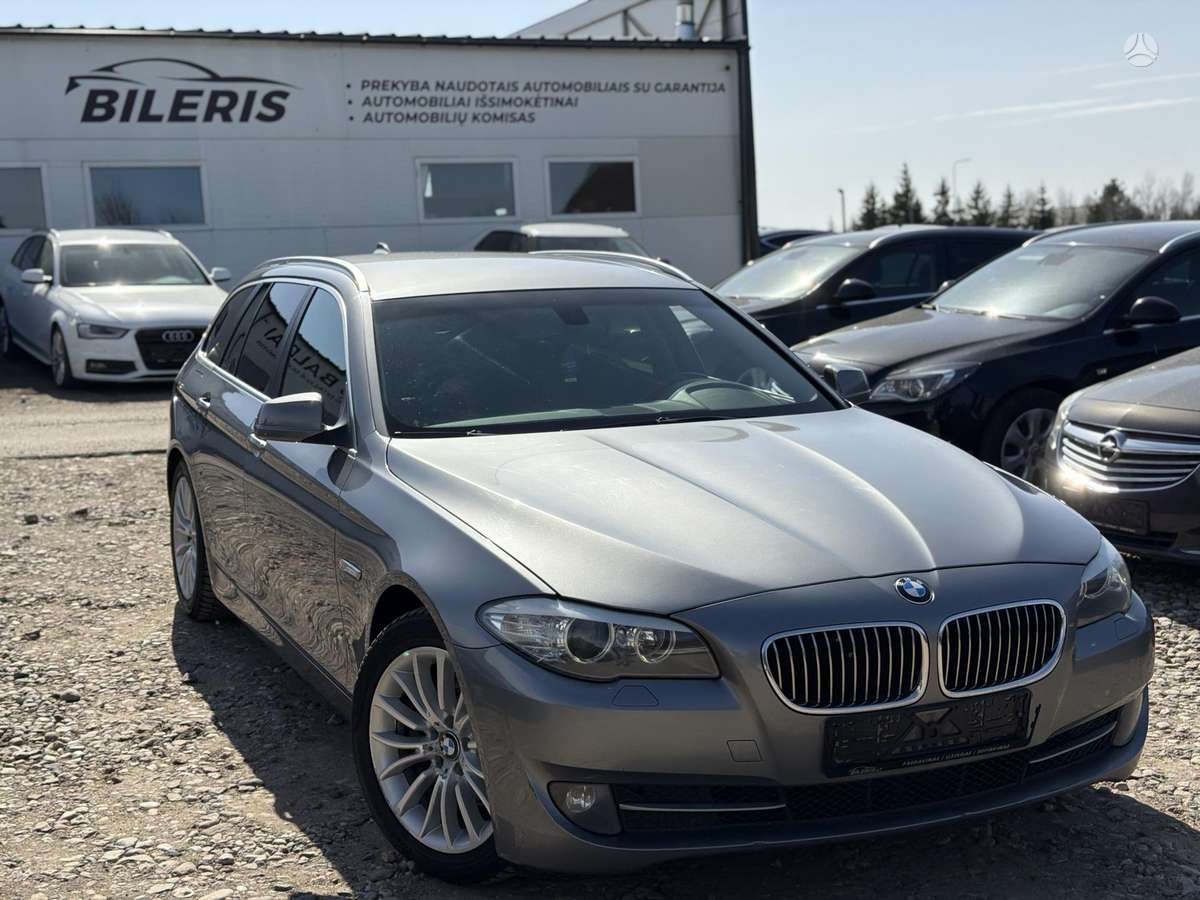 BMW 520 2012-10 Universalas