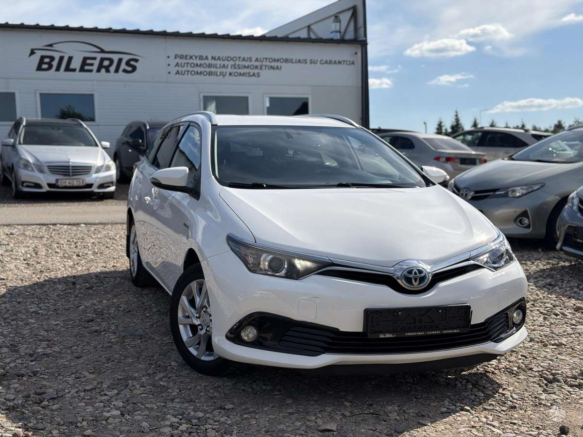 Toyota Auris 2016-12 Universalas