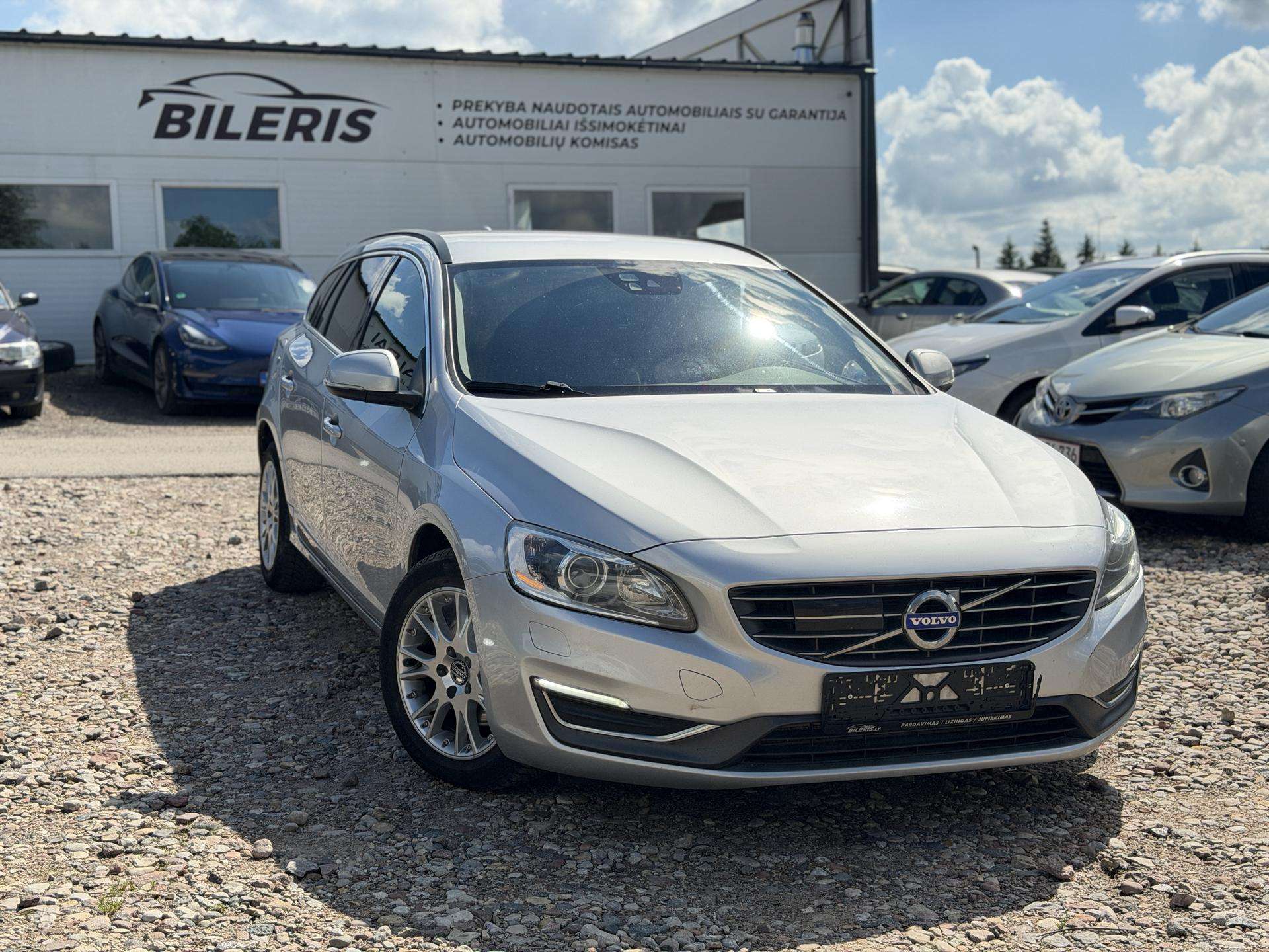 Volvo V60 2014-08 Universalas