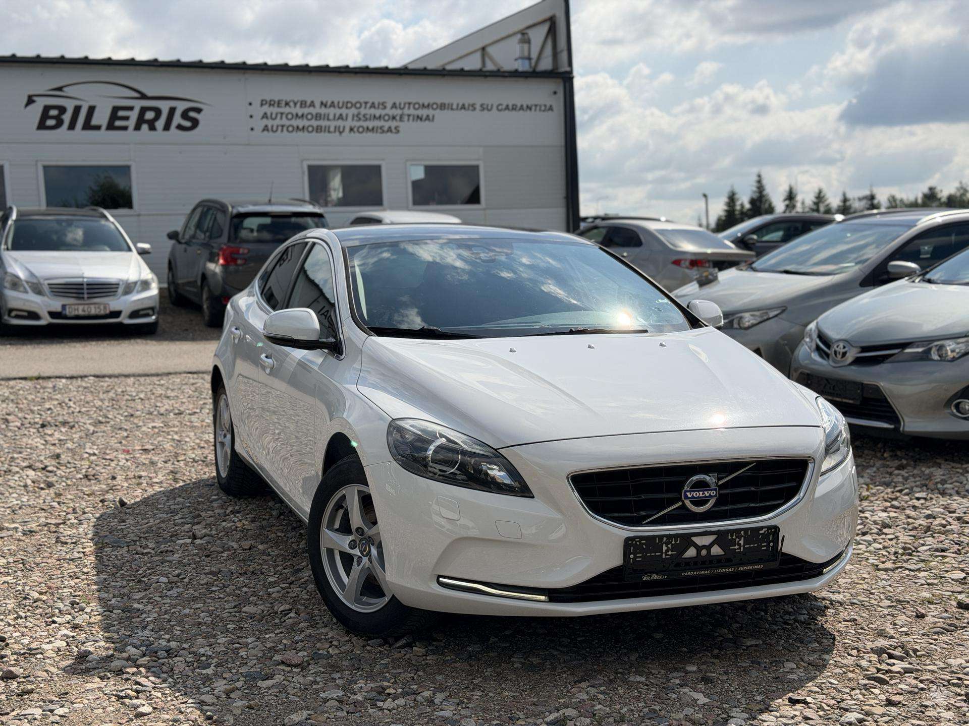 Volvo V40 2012-10 Hečbekas