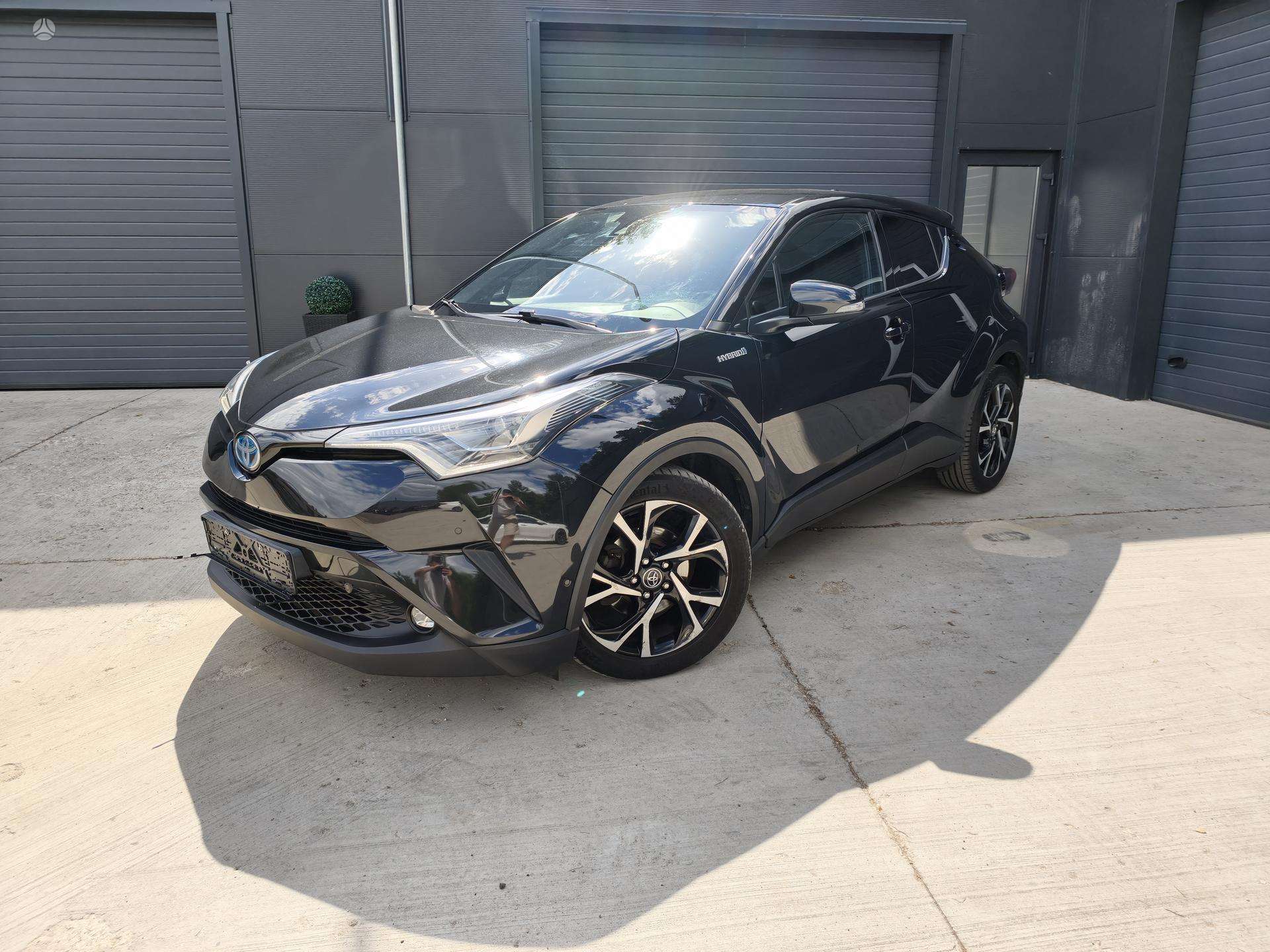 Toyota C-HR 2019-10 Visureigis / Krosoveris