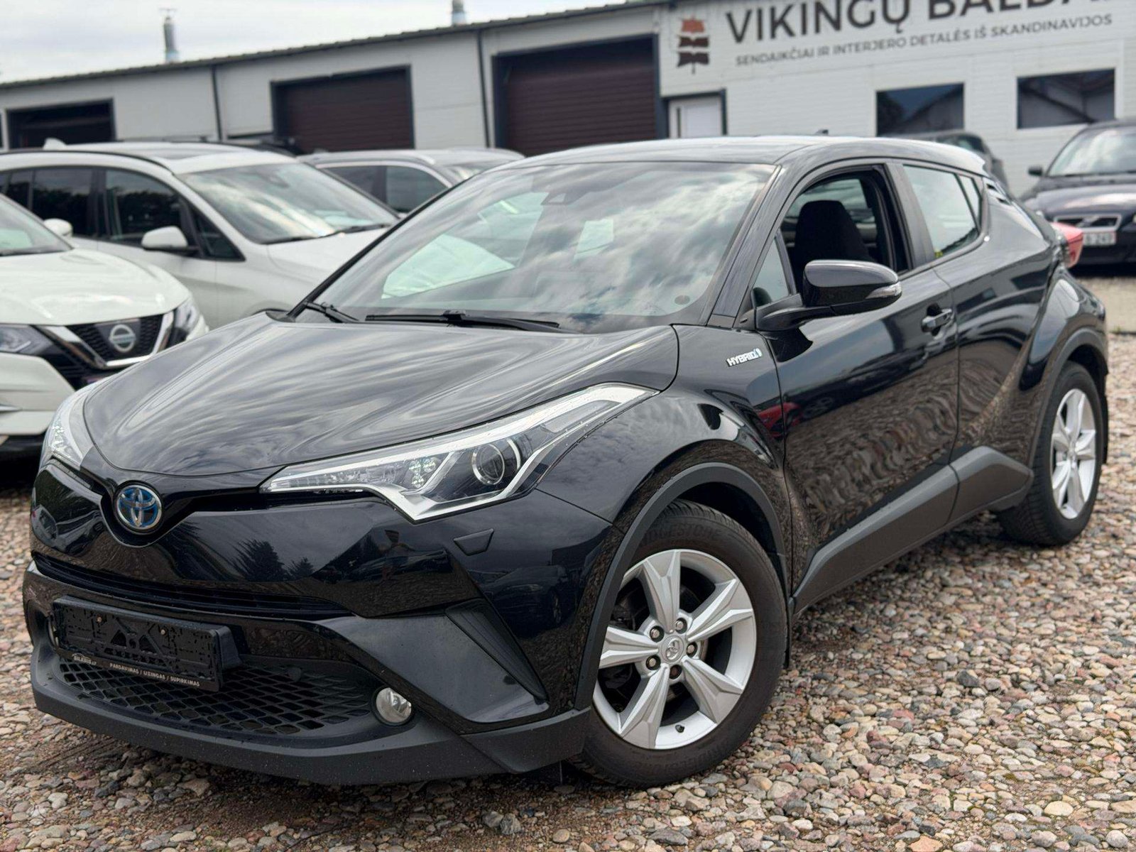 Toyota C-HR 2018-12 Visureigis / Krosoveris