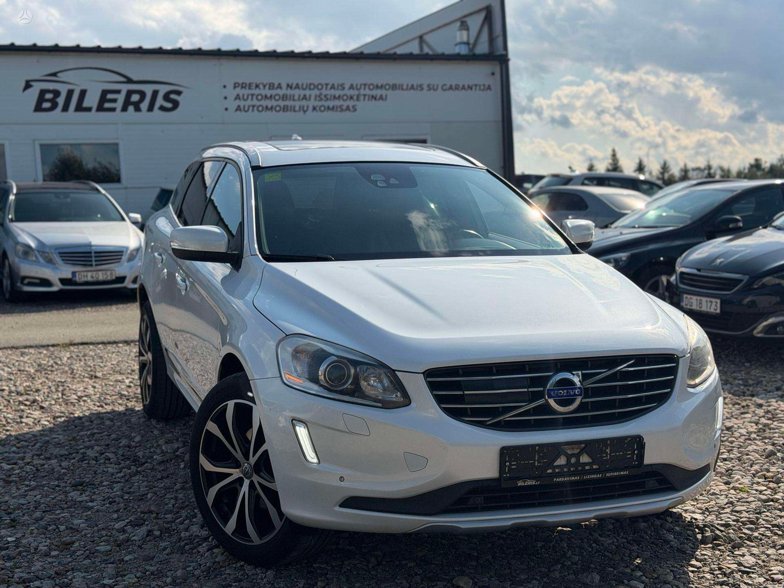 Volvo XC60 2014-08 Visureigis / Krosoveris