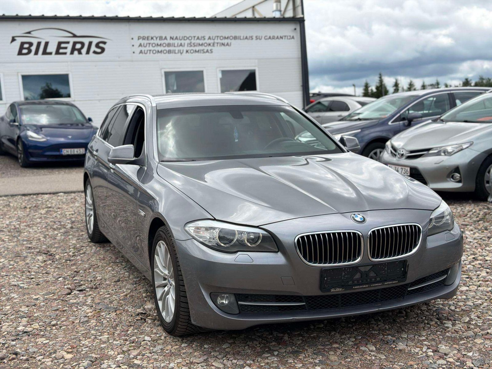 BMW 520 2012-10 Universalas