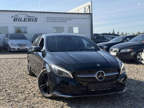 Mercedes-Benz CLA200 2018-10 Universalas